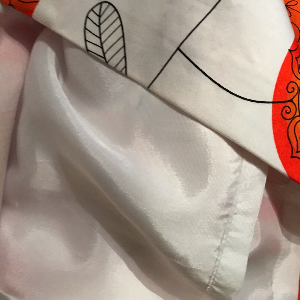 Dress - Picture 8 of 8